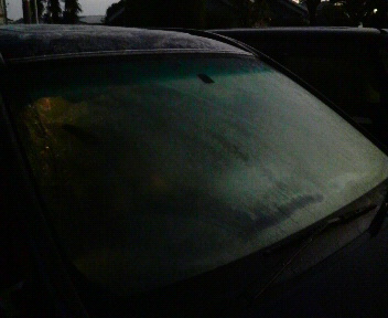 車の窓、凍る。。。